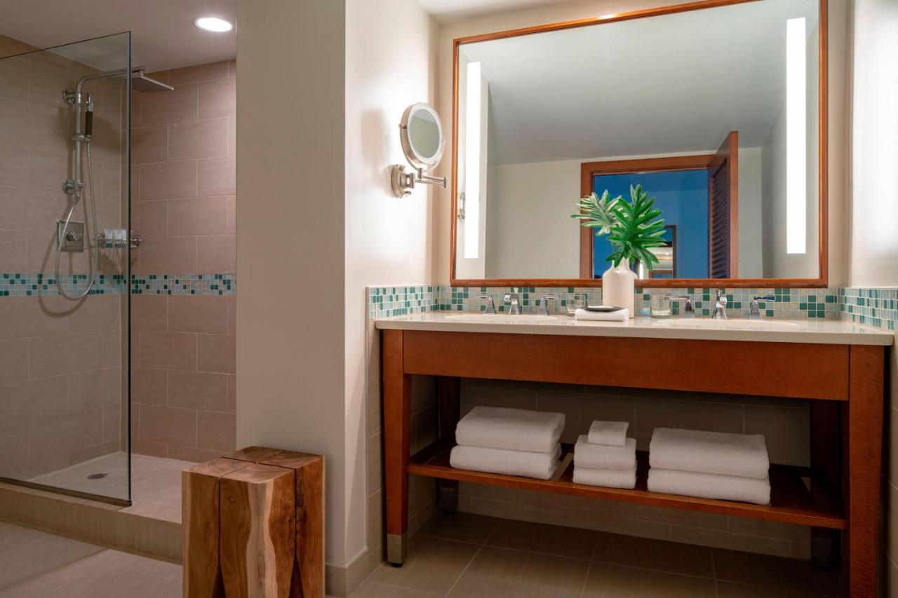 1 Bedroom Executive Suite, 2 Double, Ocean view, Corner room,1527322174:JPEG